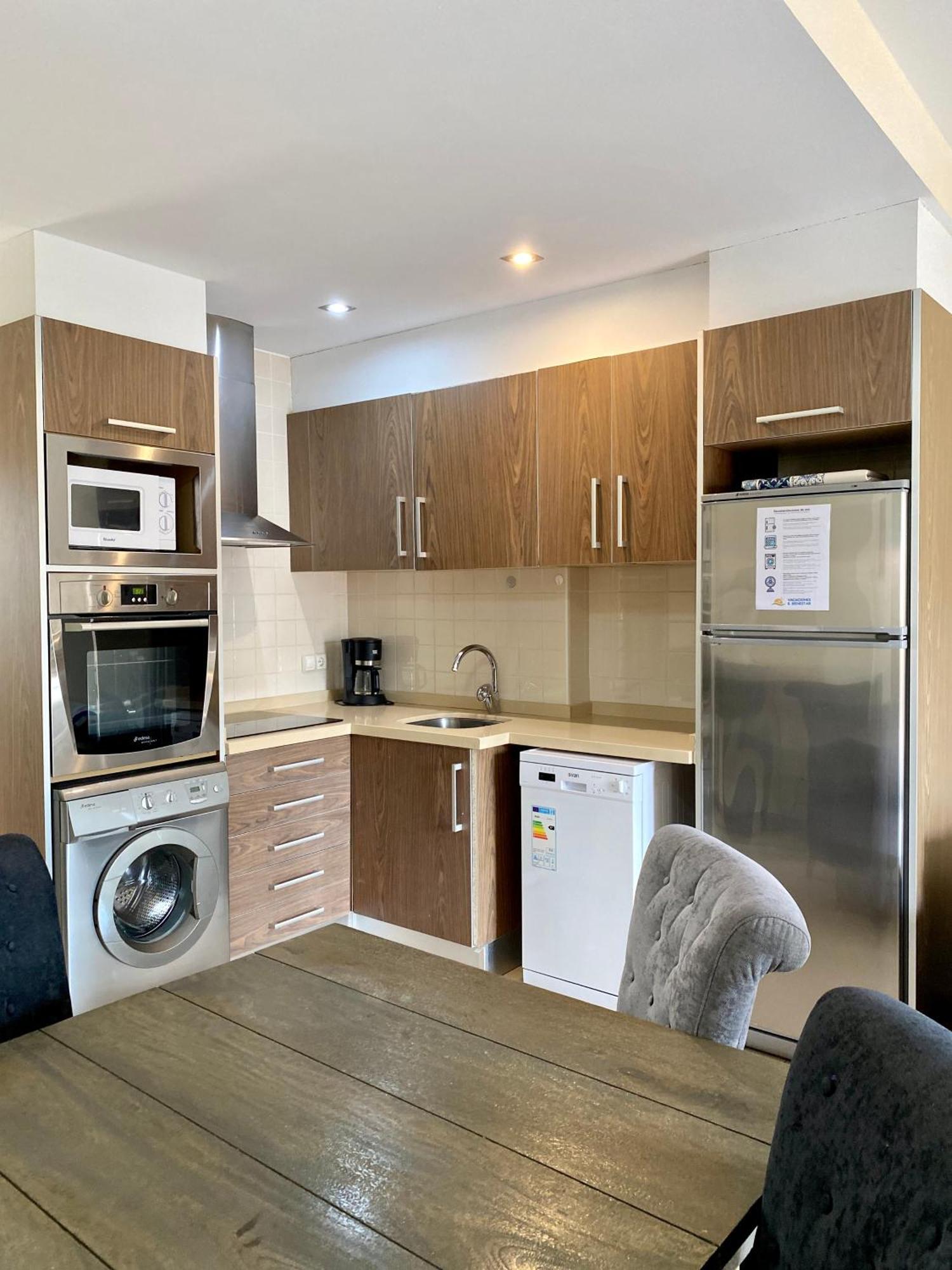 Apartamentos Carlton Vyb Dénia Buitenkant foto